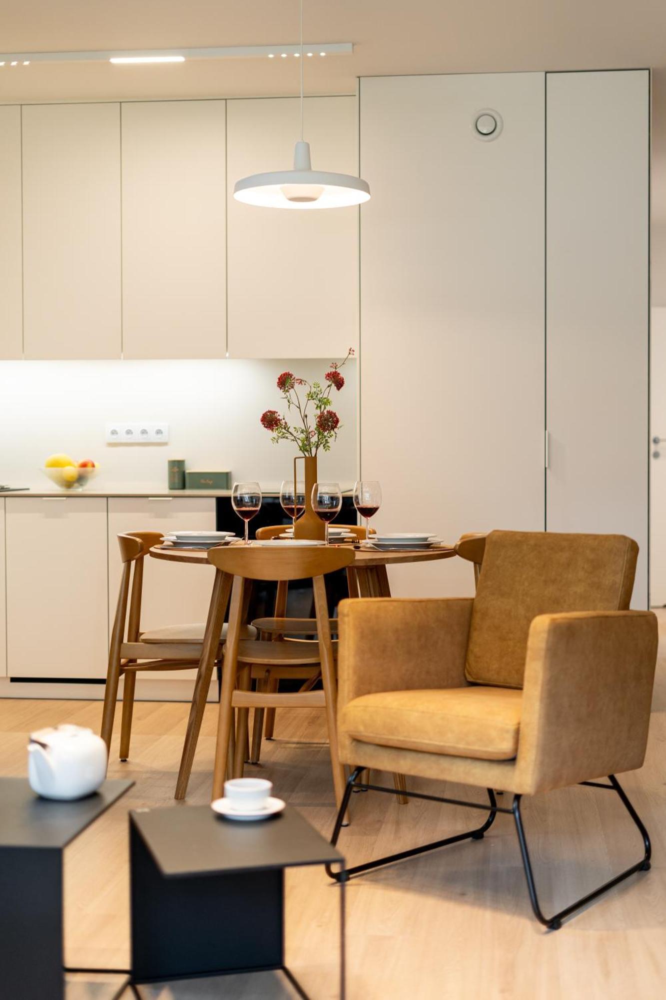 Apartment Old Town Krowoderska With Free Underground Garage كراكوفيا المظهر الخارجي الصورة